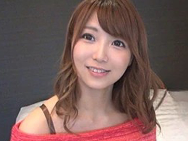 【ヤリマンJDの性欲爆発】『もっとちょうだい♡』素人女子大生がナンパで発情！Wチンポで口とマ●コを同時に責められ、淫乱本性をさらけ出す！精子まみれで乱れまくる！