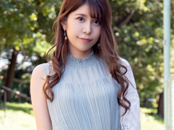 【人妻の禁断の恋】『もう我慢できない…』色白美肌の奥様が旦那以外の男とラブホで濃厚不倫！マンネリ打破の情熱セックスで喘ぎまくる！♡