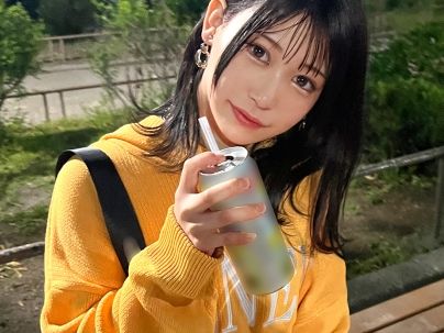 【関西弁バニーちゃんの乱交パーティー】21歳の美巨乳娘がおじさんチンポに囲まれ、エロい関西弁で喘ぎまくる！性欲旺盛な淫乱娘が、責められまくってイキ乱れる姿は必見☆ 悶絶絶頂の連続で、エロさが爆発！