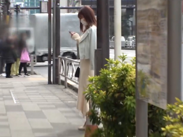 【元レースクイーンがアクセル全開！】『クリ刺激が止まらない～♡』待ち合わせに現れたスタイル抜群のヤリマン美女！自慢のエロボディを駆使して、全力疾走の淫乱セックスで快楽を貪る！！