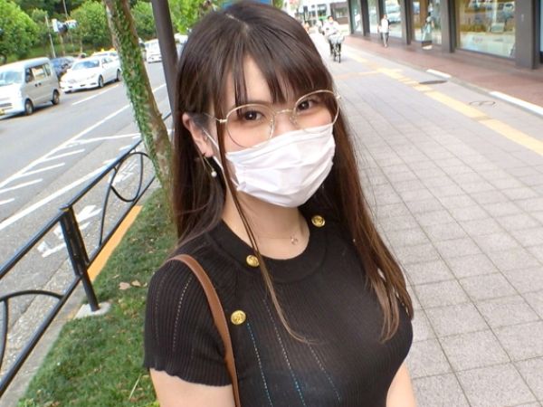 【メガネOLの隠れた性癖】『もっと激しく…』街で見つけた巨乳OL、実はドM！デカチンで奥まで突かれて本能むき出しのスケベボディが乱れまくる♡