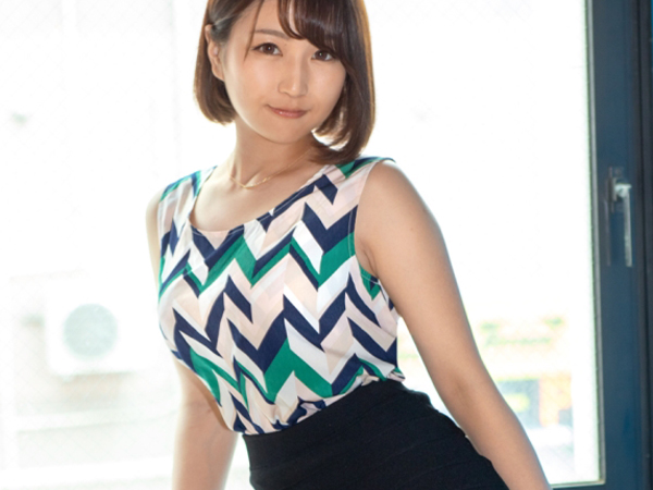 【禁断の浮気現場】『旦那には内緒で…』スレンダー美熟女がラブホでNTRセックス！三十路奥様が若チ○ポに悶絶、何度もイカされちゃう！♡