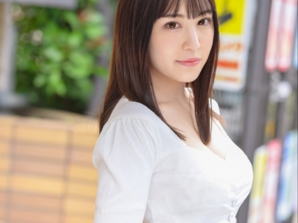 【萌々ちゃんの素人宅訪問】超絶美少女が素人チ○コと初合体！ふわふわエロボディで素人男性を骨抜きに♡ 素人宅で繰り広げられるリアルなセックス体験！