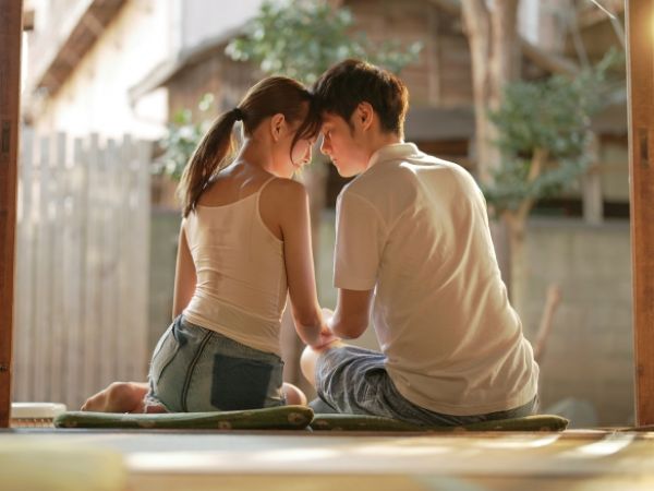 【田舎の甘酸っぱい再会】『覚えてないの…？』幼馴染だった元カノが記憶喪失に！失われた時間を埋めるかのように、汗だくで絡み合う濃厚セックスで思い出を刻み直す！♡