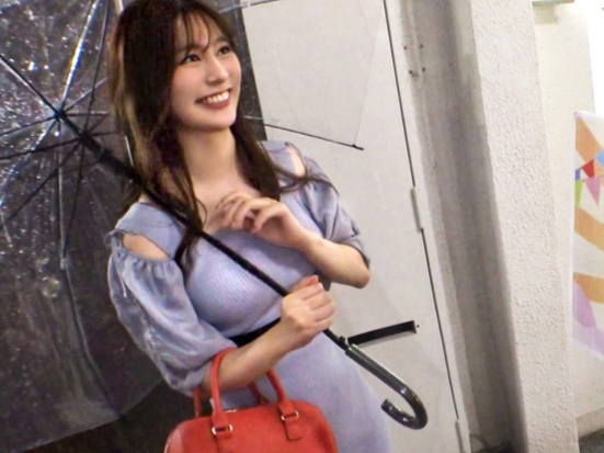 【巨乳ナンパ】『ダメ…でも気持ちいい…』おっとり系美巨乳お姉さんが街中で声をかけられ、エッチな誘惑に負けてセックス解禁！豊満なオッパイを揺らしながら感じまくる姿がエロすぎて最高！