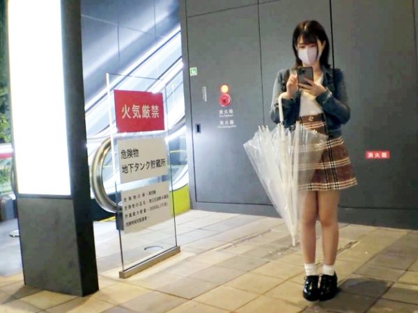 いる記事【人妻の危険な火遊び】『もう我慢できない…』30代美熟女がTバック美尻で誘惑！夫以外の硬いチ○ポに溺れる人妻の淫乱セックス♡が4件見つかりましたHClips--:--【素
