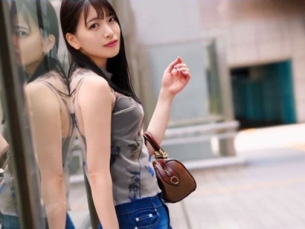 【朝からラブラブ生ハメ】色白スレンダーな清純派セフレとイチャイチャ朝セックス！朝っぱらから生チ○ポで突かれて感じまくる美少女の悶える姿がエロすぎる！♡