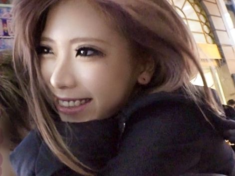 【素人】20歳のイケイケパリピギャルをホテルに連れ込み、激アツハードセックスで絶頂！絶倫ギャルとエンドレスピストンで朝までパコパコしまくり、ギャルのエロカワボディを思う存分味わい尽くす！♡